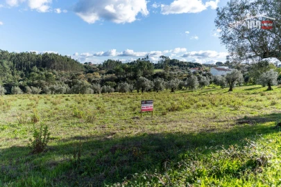 Terreno para Venda em Atouguia