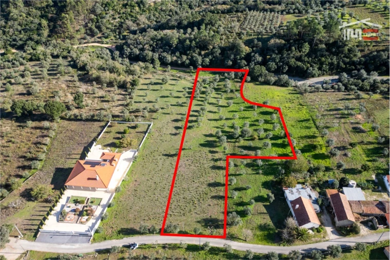 Terreno para Venda em Atouguia