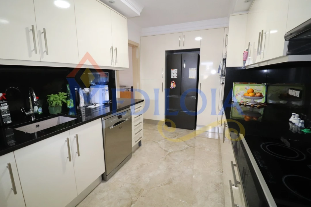 Moradia T4 para Venda em Vila Nova de Cacela Foto 16