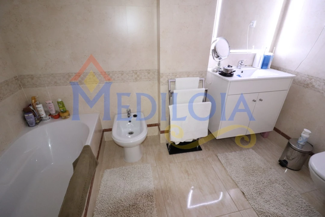 Moradia T4 para Venda em Vila Nova de Cacela Foto 28
