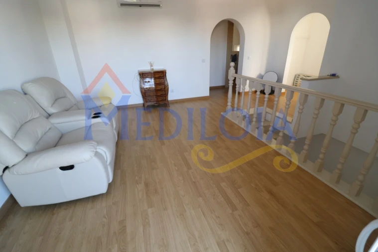 Moradia T4 para Venda em Vila Nova de Cacela Foto 11
