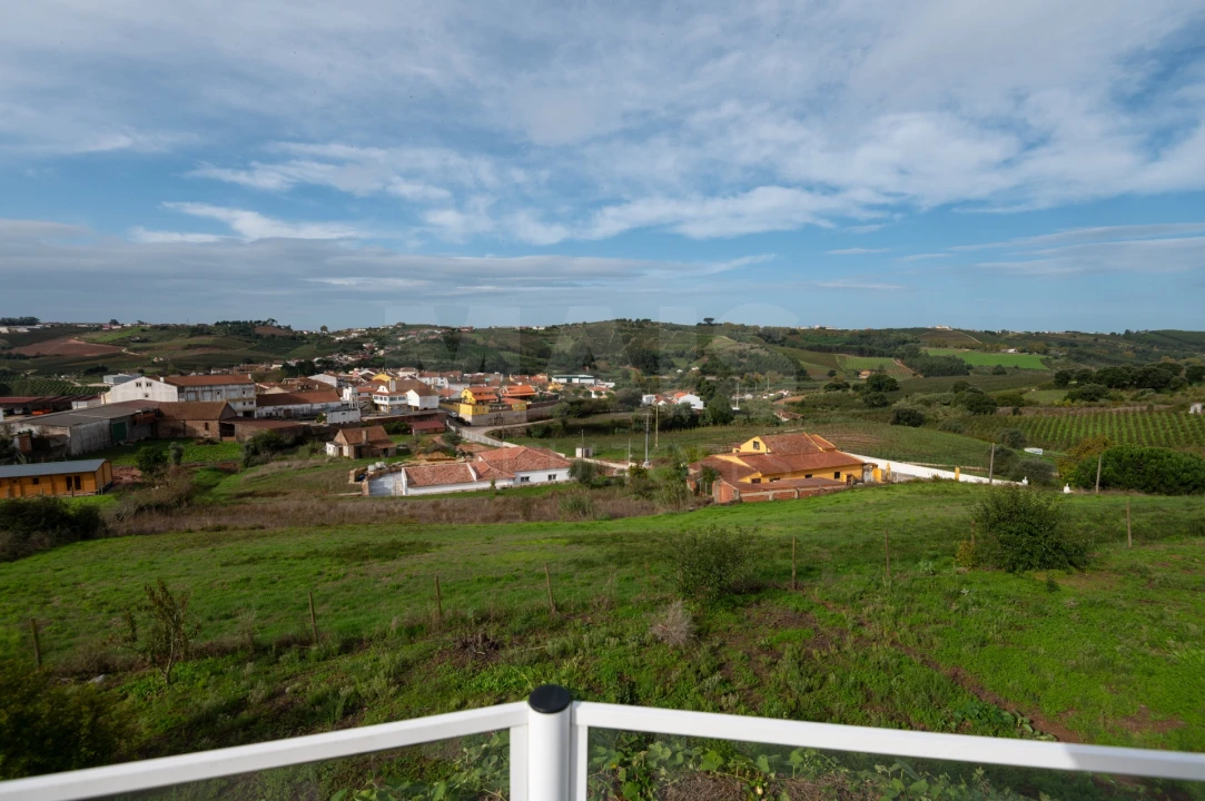 Moradia T5 para Venda em Painho e Figueiros Foto 8