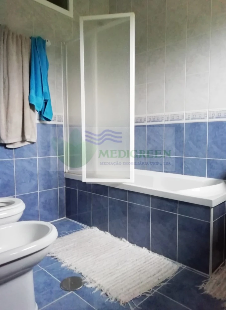 Moradia T4 para Venda em Pessegueiro do Vouga Foto 8