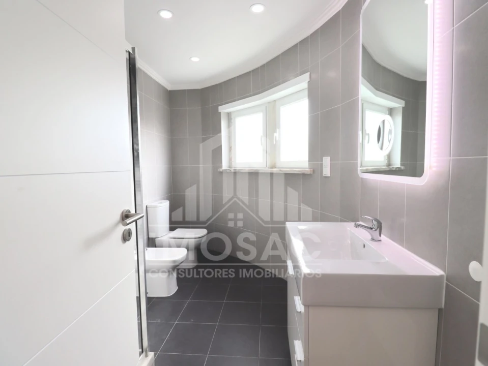 Moradia T3 para Venda em Ericeira Foto 23