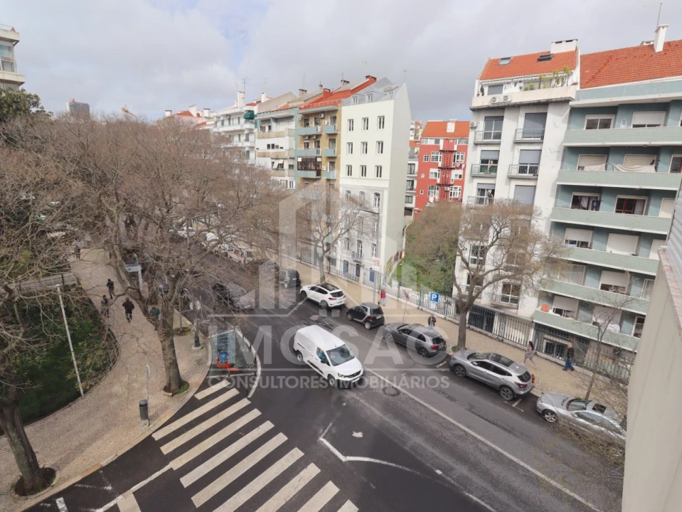 Apartamento T1 para Venda em Arroios Foto 9