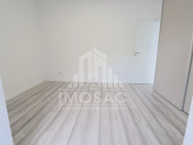 Apartamento T1 para Venda em Arroios Foto 2