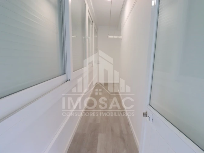 Apartamento T1 para Venda em Arroios Foto 6