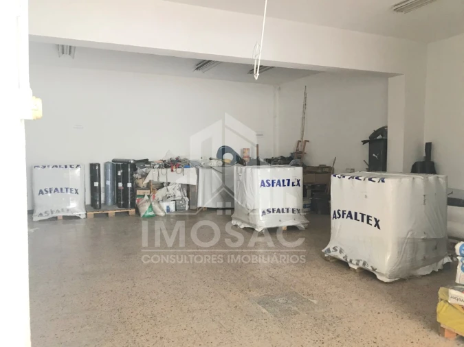 Armazém para Venda em Ramada e Caneças Foto 5