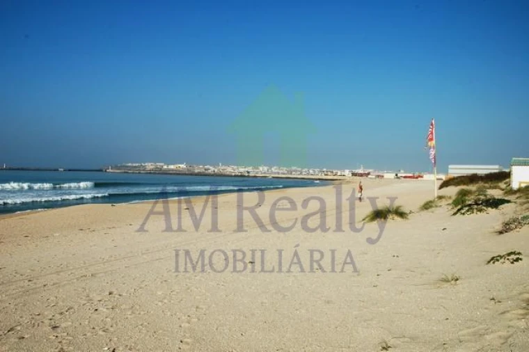 Quinta para Venda em Atouguia da Baleia Foto 10