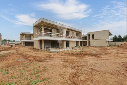 Moradia T5 para Venda em Loures