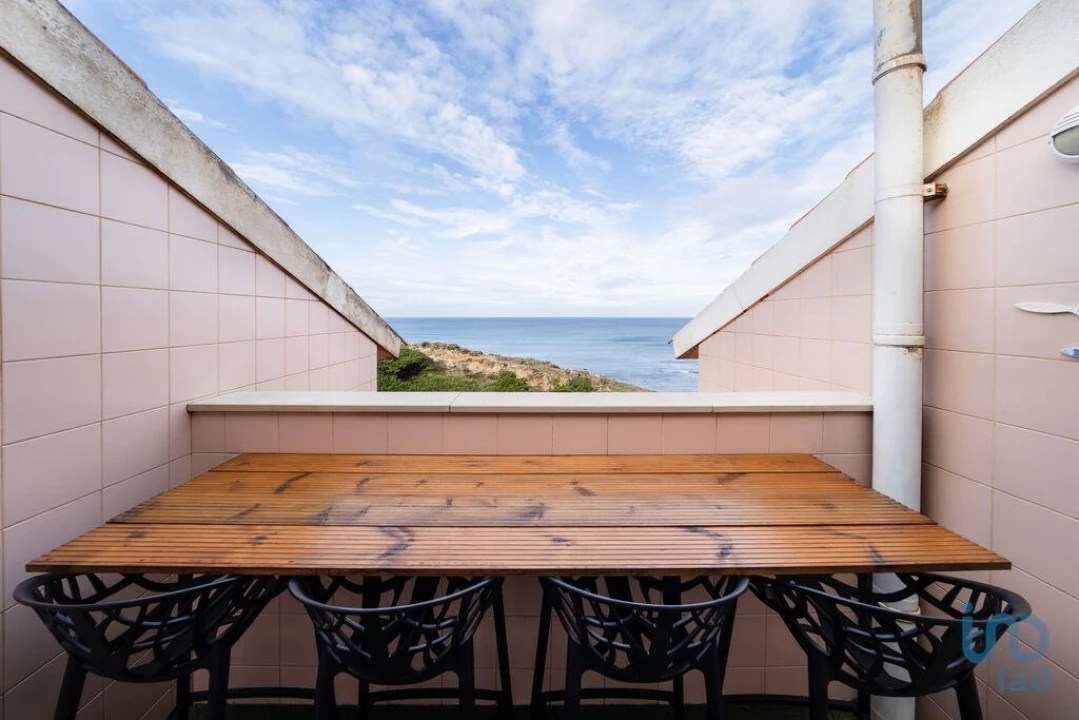 Apartamento T3 para Venda em São Martinho do Porto Foto 13