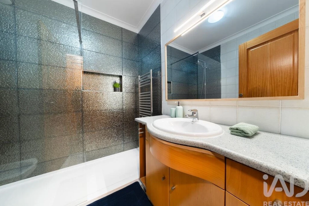 Apartamento T3 para Venda em São Martinho do Porto Foto 20