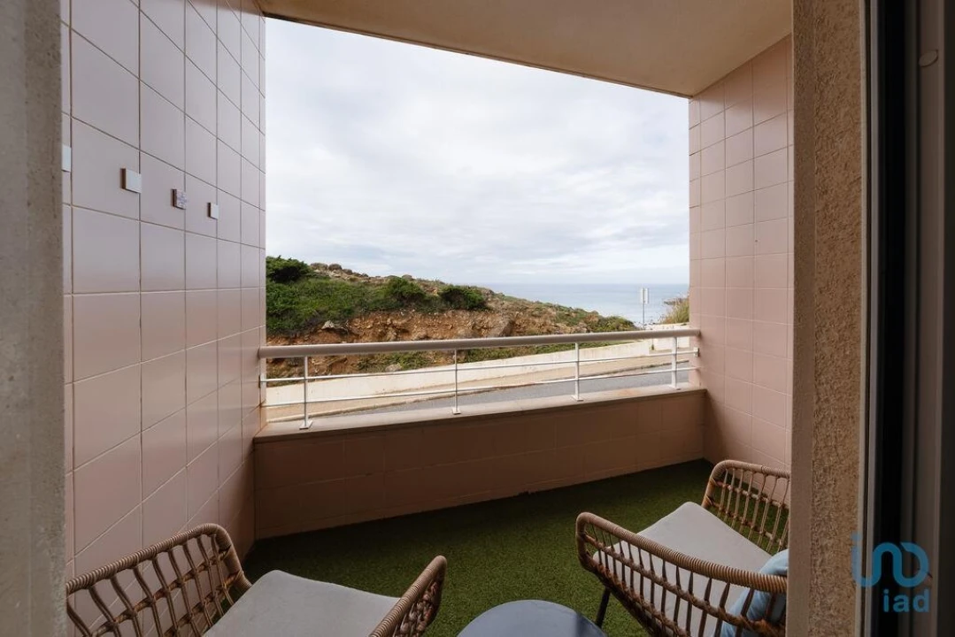 Apartamento T3 para Venda em São Martinho do Porto Foto 5