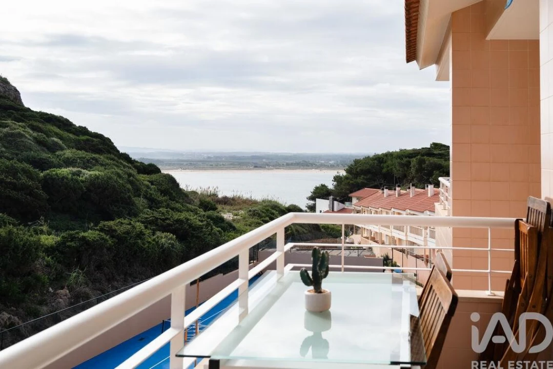 Apartamento T3 para Venda em São Martinho do Porto Foto 19