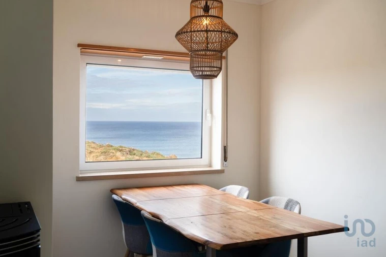 Apartamento T3 para Venda em São Martinho do Porto Foto 2