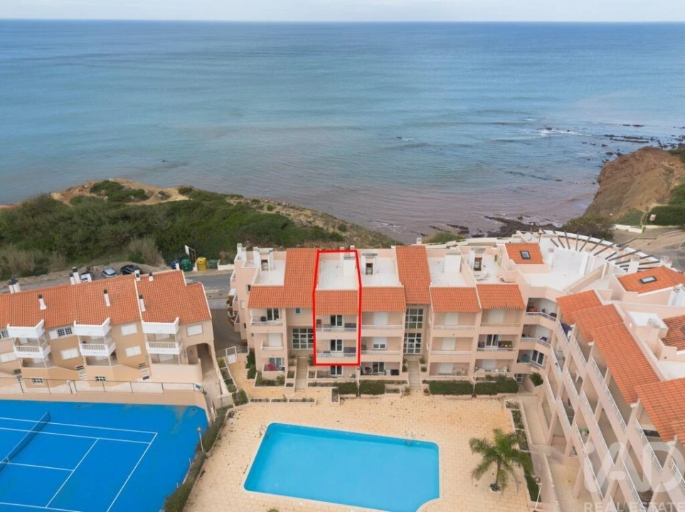 Apartamento T3 para Venda em São Martinho do Porto Foto 22