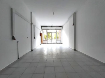 Loja para Venda em Queluz e Belas
