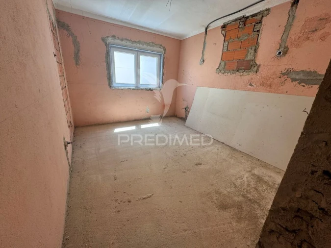 Moradia T3 para Venda em Atalaia e Alto Estanqueiro-Jardia Foto 5