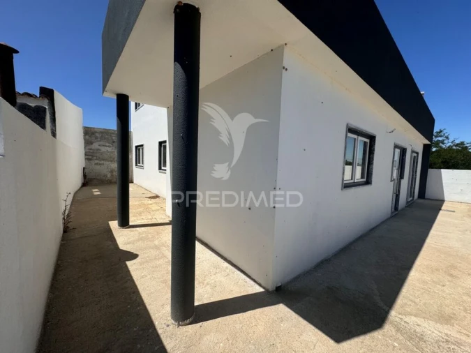 Moradia T3 para Venda em Atalaia e Alto Estanqueiro-Jardia Foto 3