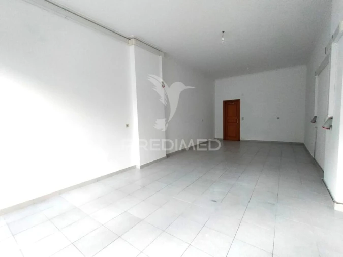 Loja para Arrendamento em Queluz e Belas Foto 8