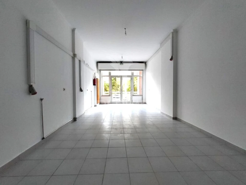 Loja para Arrendamento em Queluz e Belas Foto 6