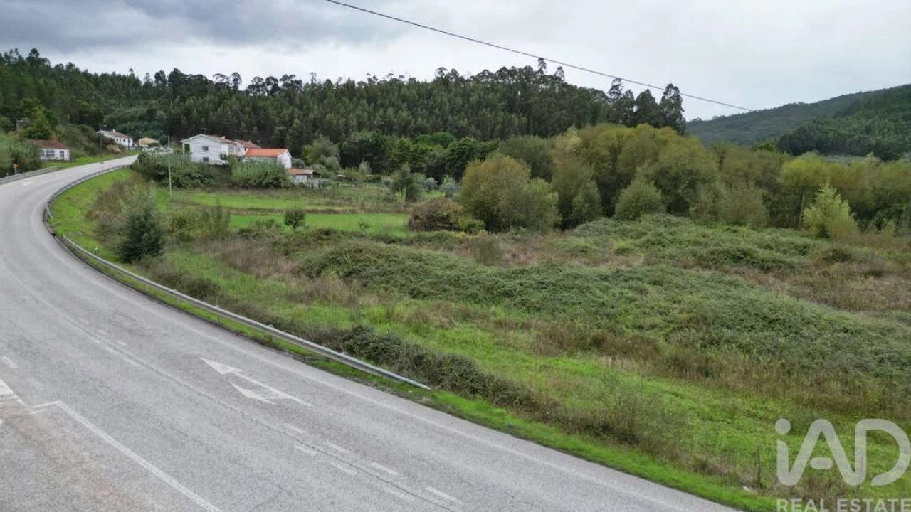 Terreno para Venda em Miranda do Corvo Foto 3