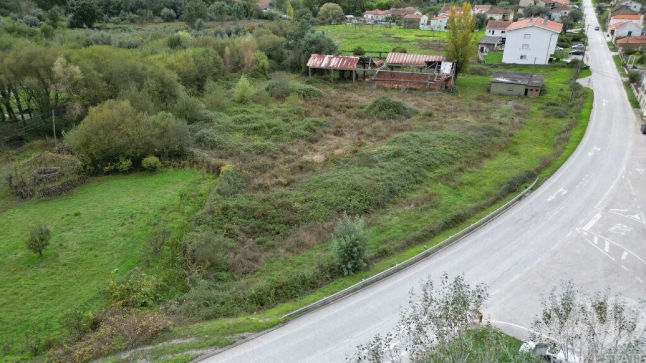 Terreno para Venda em Miranda do Corvo Foto 6