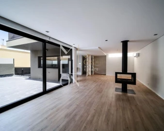 Moradia T3 para Venda em Madalena
