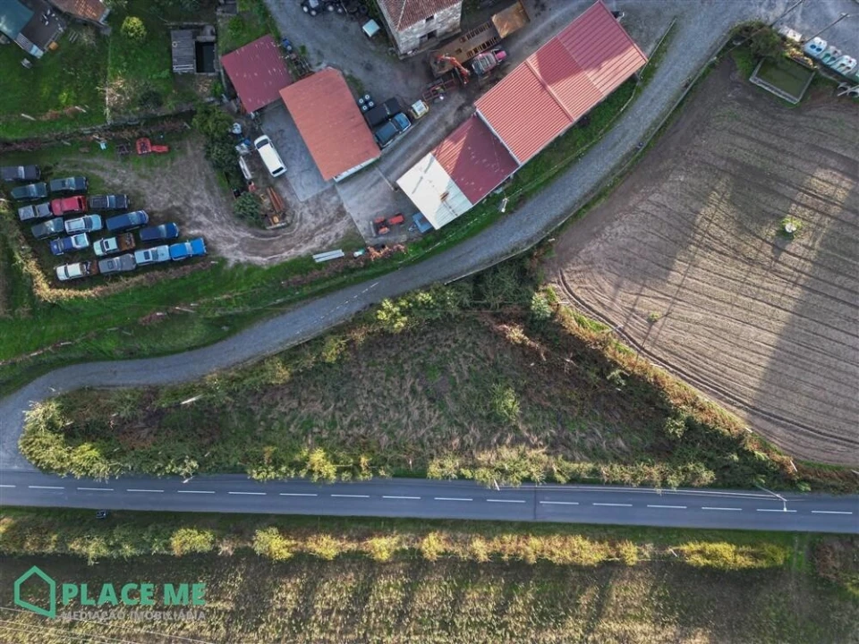 Terreno para Venda em Ferreiros Foto 4