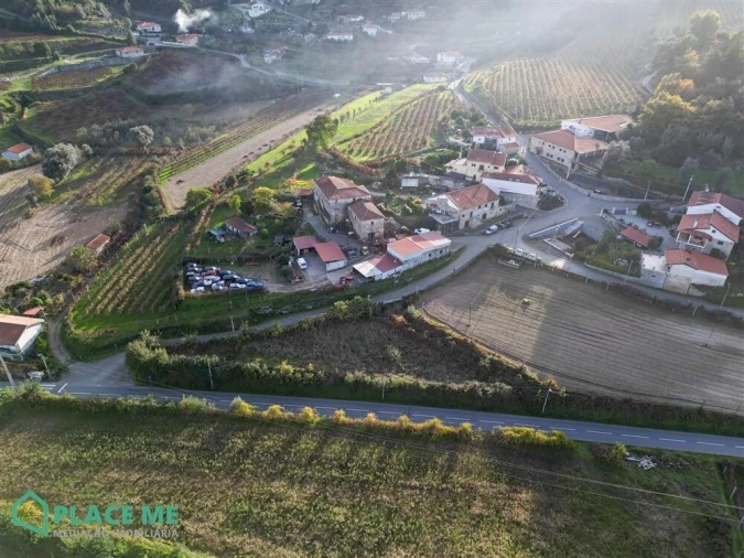 Terreno para Venda em Ferreiros Foto 2