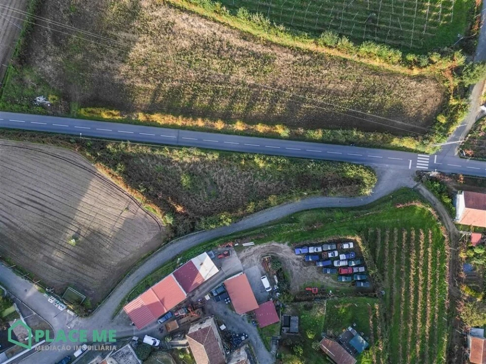 Terreno para Venda em Ferreiros Foto 8