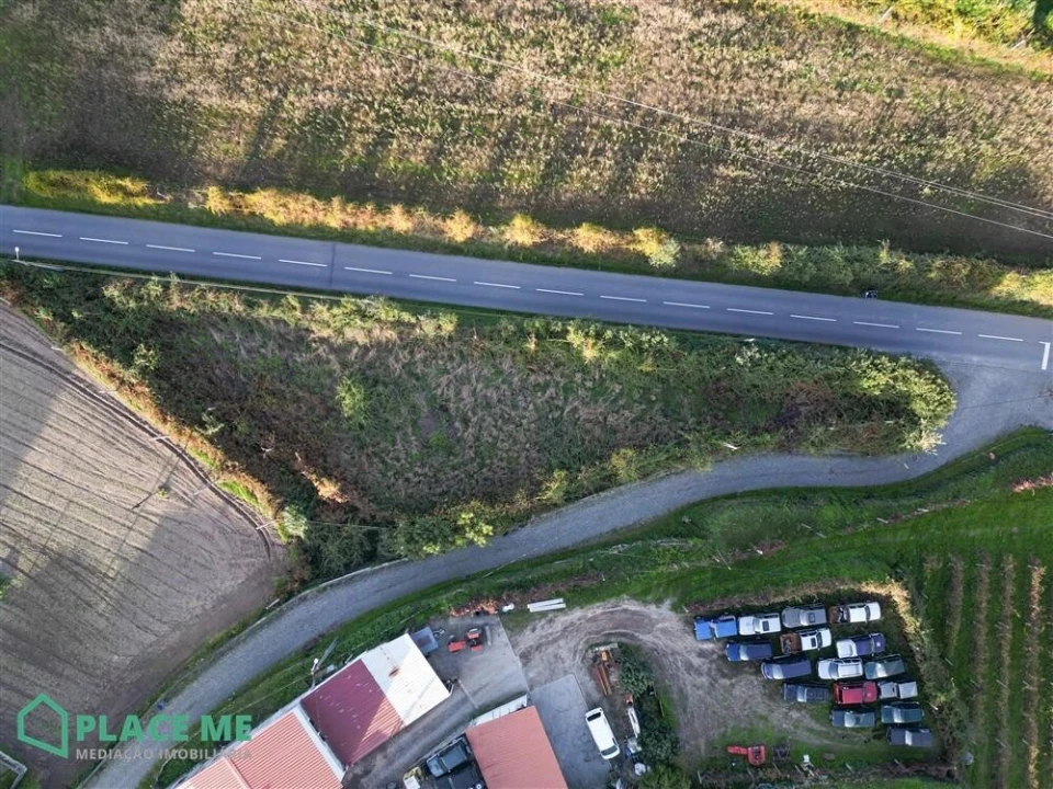 Terreno para Venda em Ferreiros Foto 9