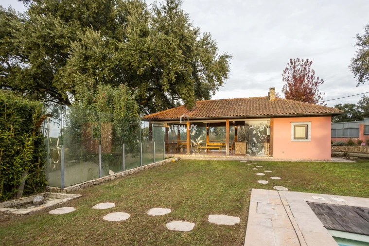 Moradia T6 para Venda em Alhos Vedros Foto 4