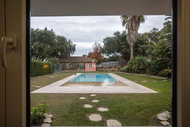 Moradia T6 para Venda em Alhos Vedros Foto 15