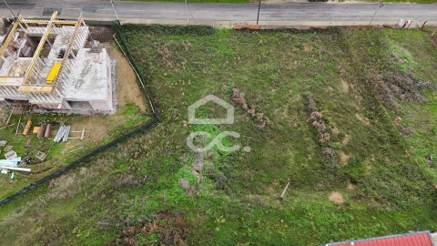 Terreno para Venda em Vilar de Nantes