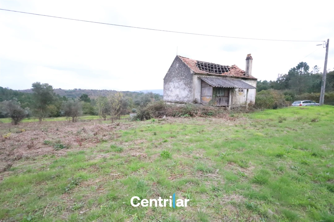 Quinta T2 para Venda em Algodres Foto 4