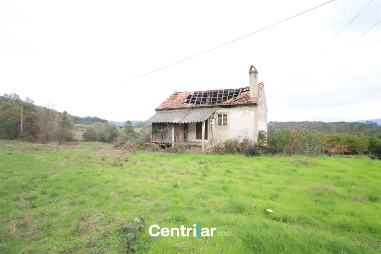Quinta T2 para Venda em Algodres Foto 1