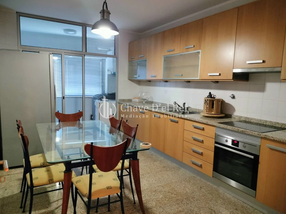 Apartamento T3 para Arrendamento em Viseu Foto 1