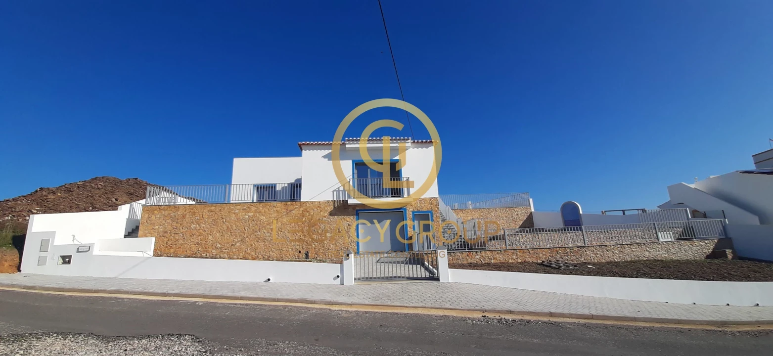 Moradia T3 para Venda em Castro Marim Foto 3