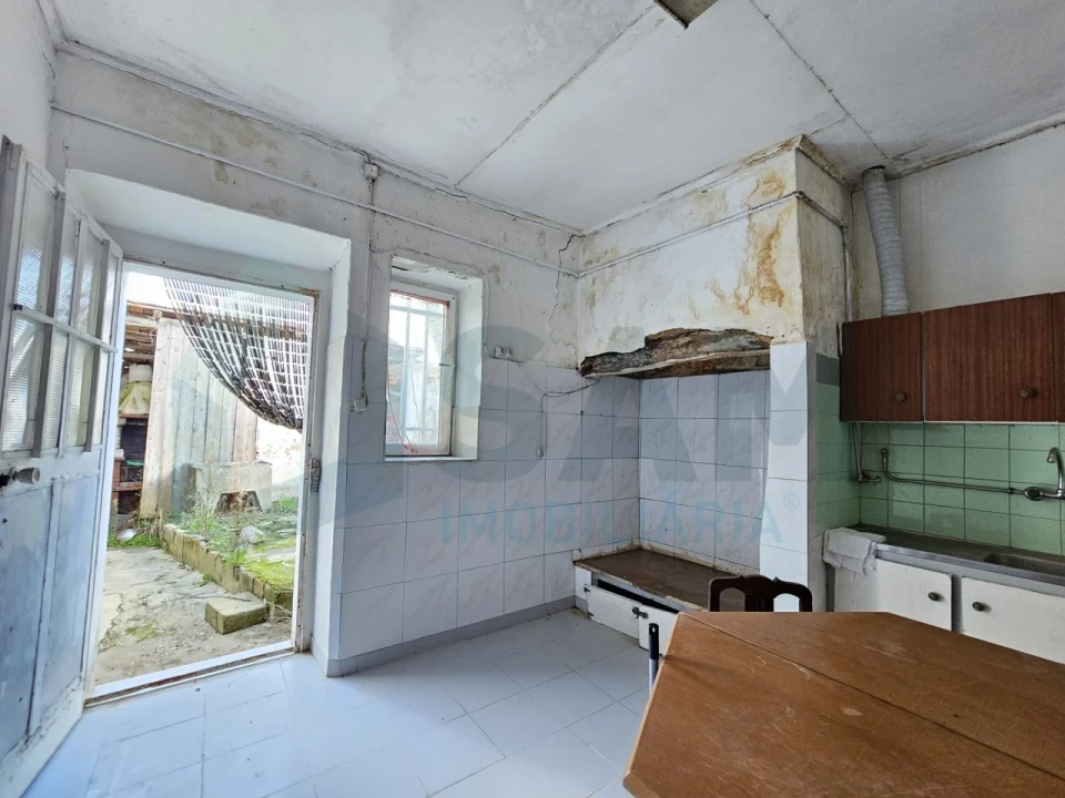 Moradia T3 para Venda em Santa Maria, São Pedro e Matacães Foto 27