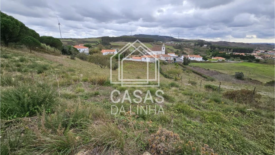 Terreno para Venda em Santo Quintino Foto 1