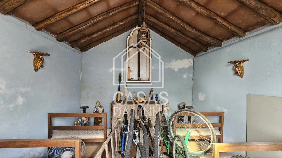 Moradia T8 para Venda em Santo Quintino Foto 26