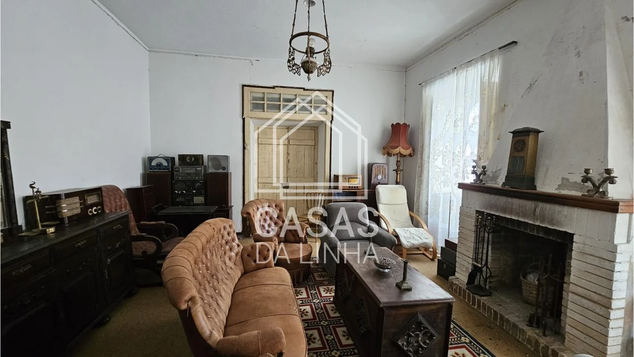 Moradia T8 para Venda em Santo Quintino Foto 7