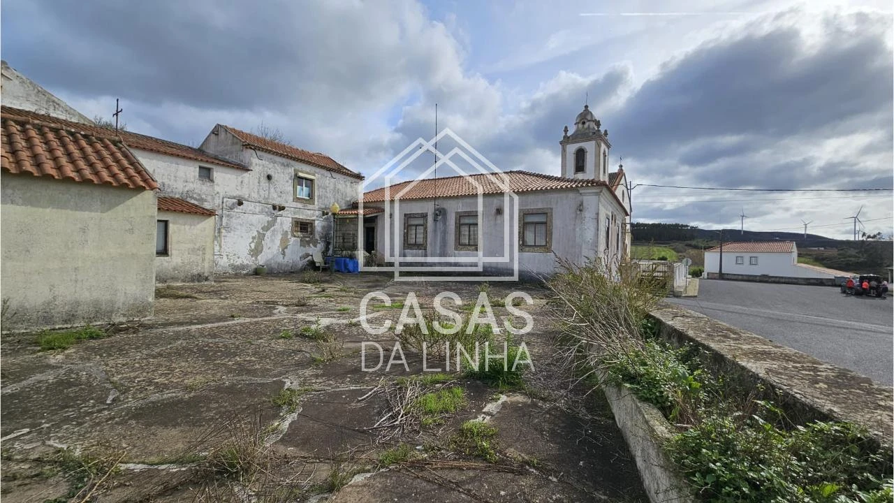 Moradia T8 para Venda em Santo Quintino Foto 28