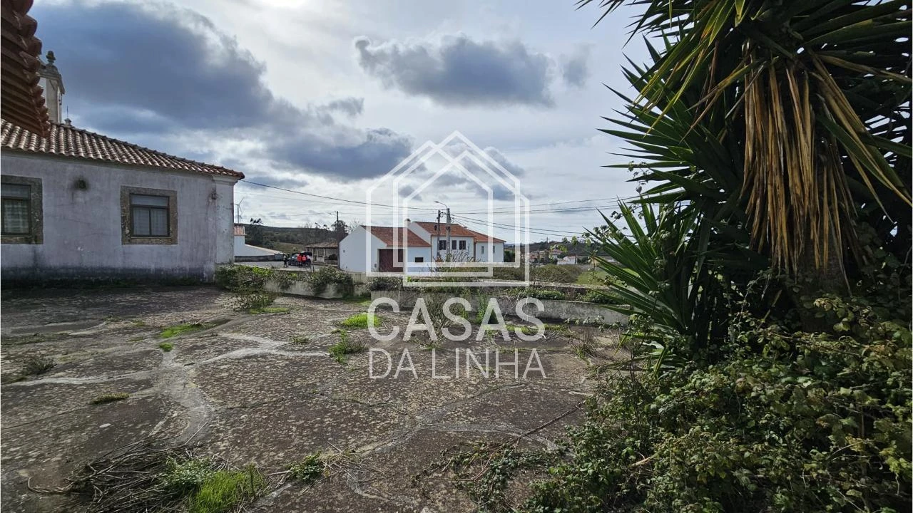 Moradia T8 para Venda em Santo Quintino Foto 29