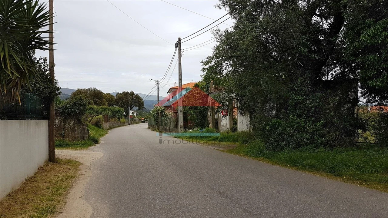 Terreno para Venda em Valença, Cristelo Covo e Arão Foto 6
