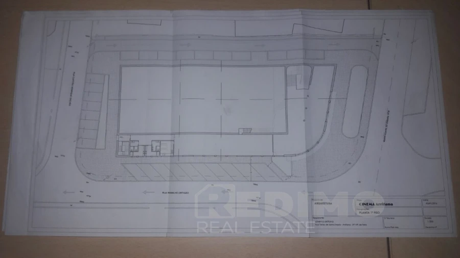 Armazém para Venda em Arrifana Foto 14