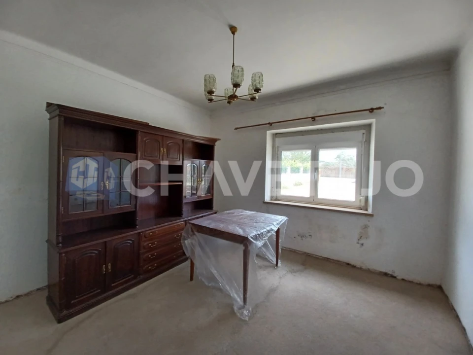 Moradia T3 para Venda em Casais e Alviobeira Foto 6