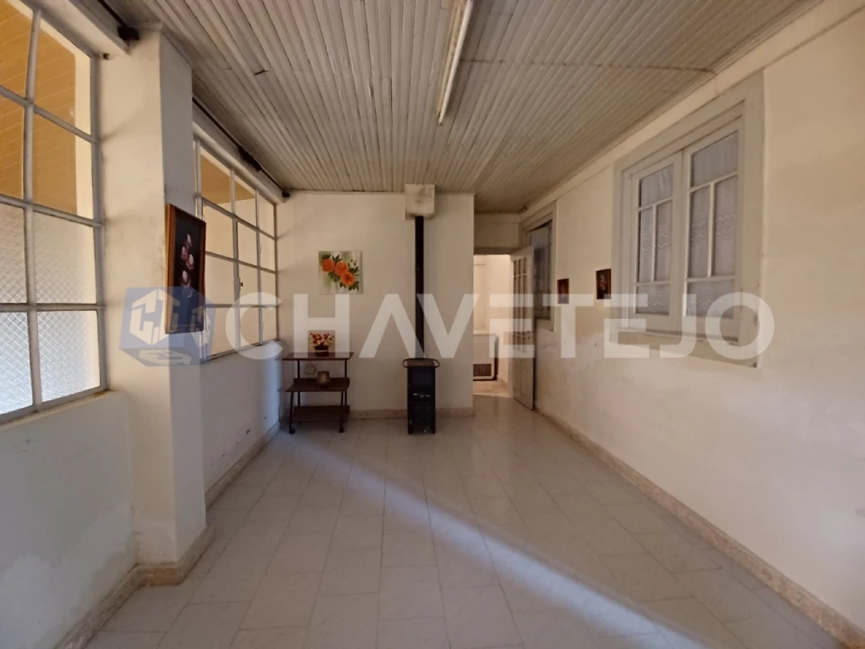 Moradia T3 para Venda em Casais e Alviobeira Foto 10