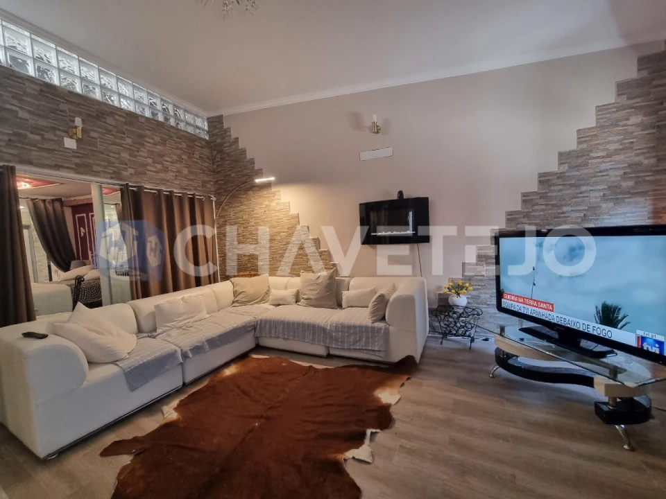 Moradia T3 para Venda em Paialvo Foto 9